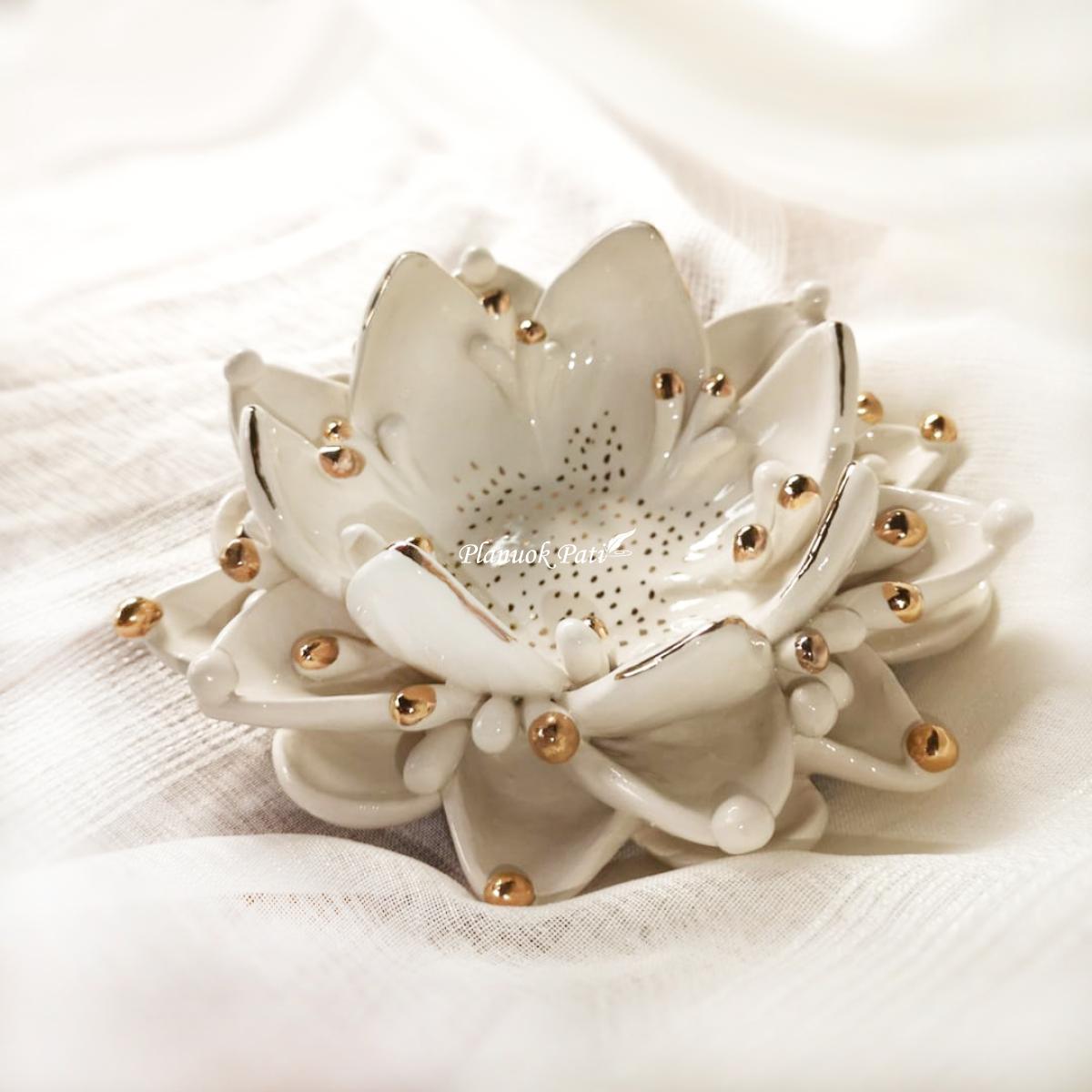 Šeimos židinys - Lelija su perlais