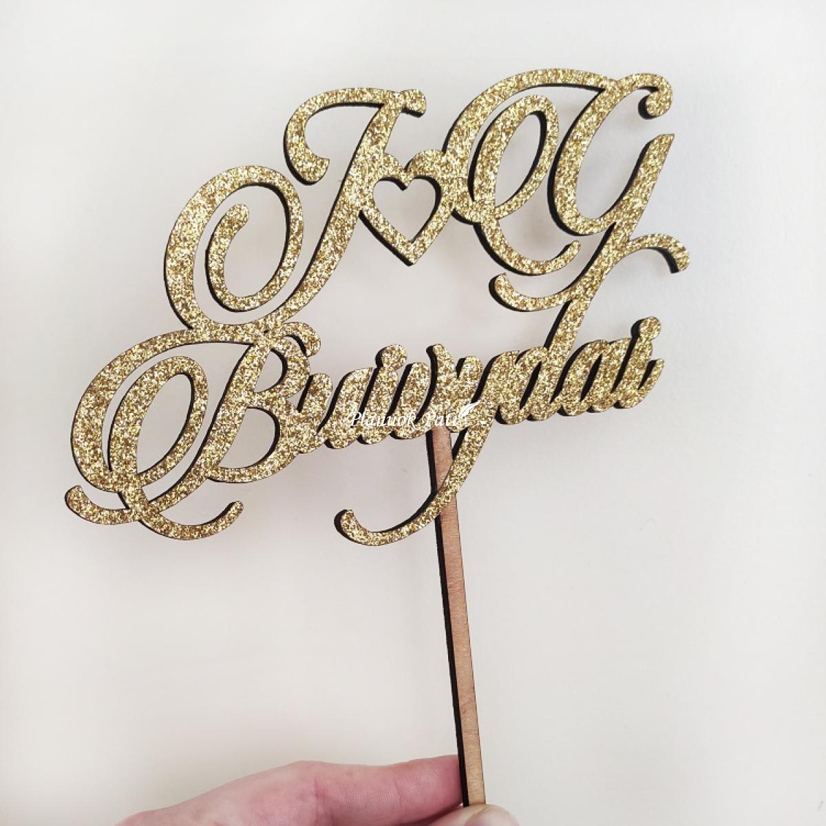 Individualaus dizaino torto smeigtukas su blizgučiu