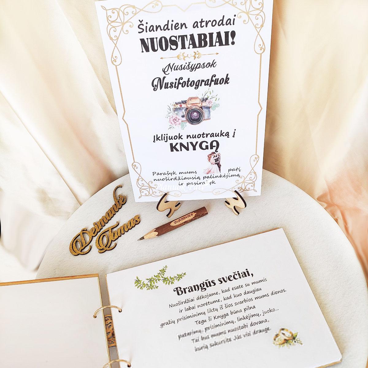 Vestuvių palinkėjimų albumas Įsimylėjėliai prie medžio