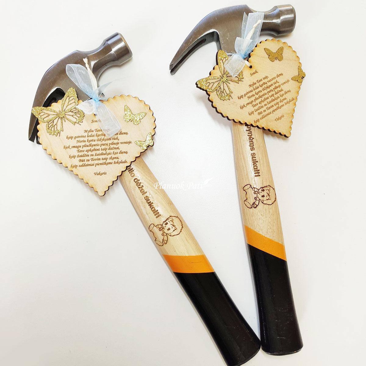 Dovana seneliams plaktukas ir mentelė ar šaukštas