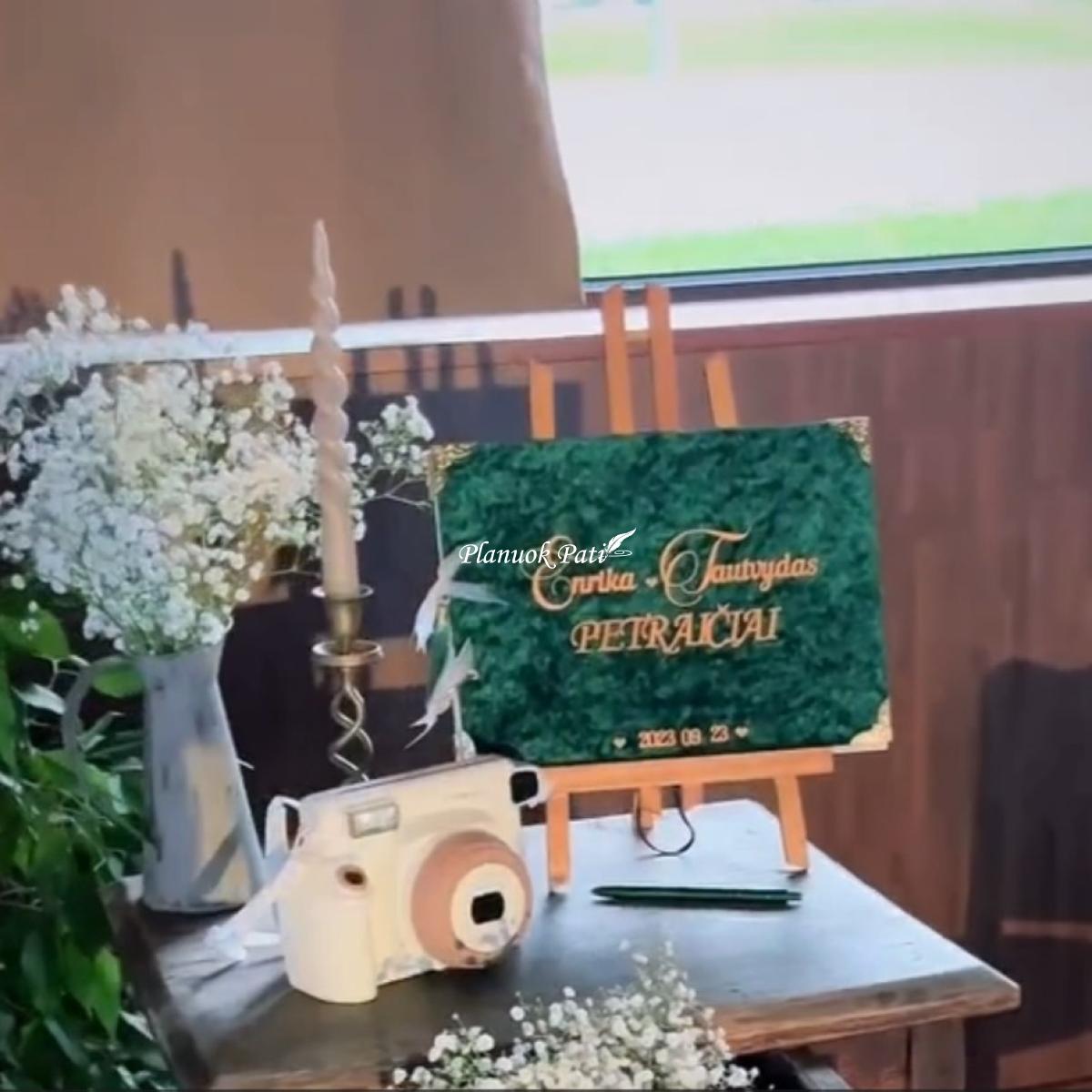 Vestuvių palinkėjimų knyga su personalizuotu užrašu