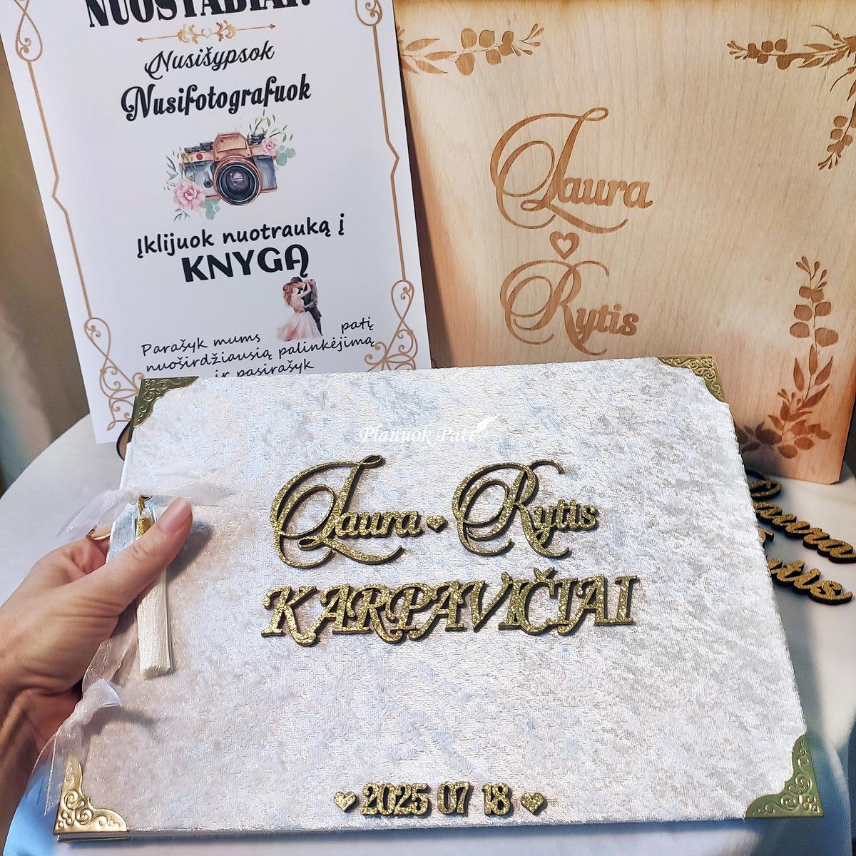 Vestuvių palinkėjimų knyga su personalizuotu užrašu
