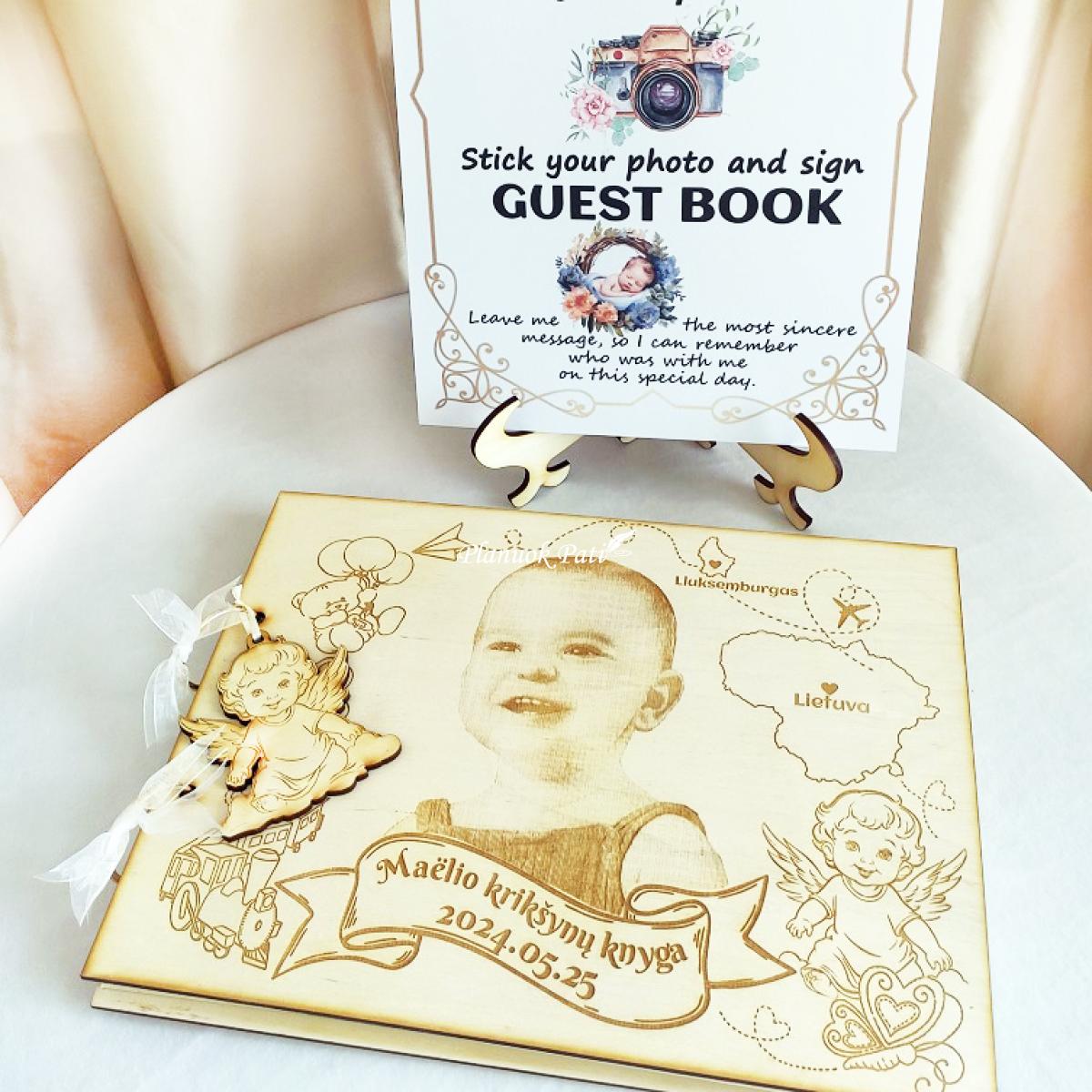 Krikštynų palinkėjimų knyga su vaikučio nuotrauka