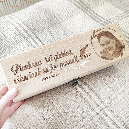Personalizuota ąžuolinė vyndėžė