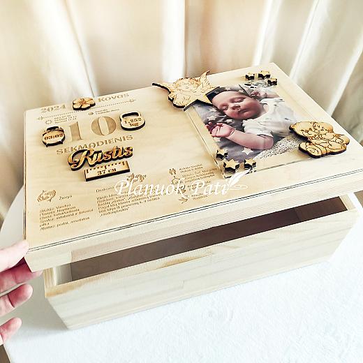 Krikštadėžė su metriku