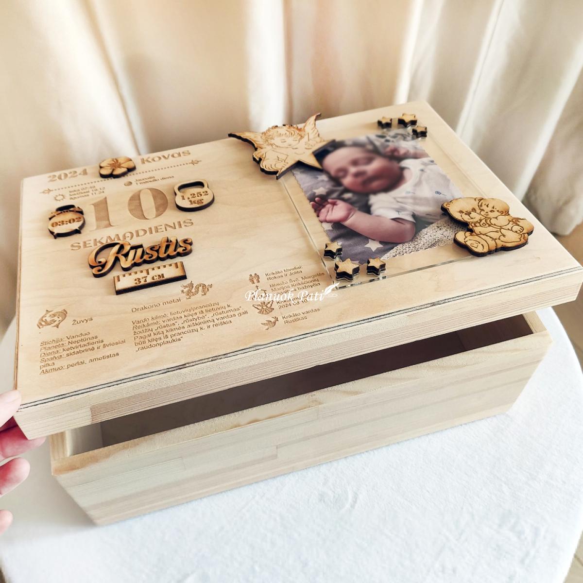 Krikštadėžė su metriku