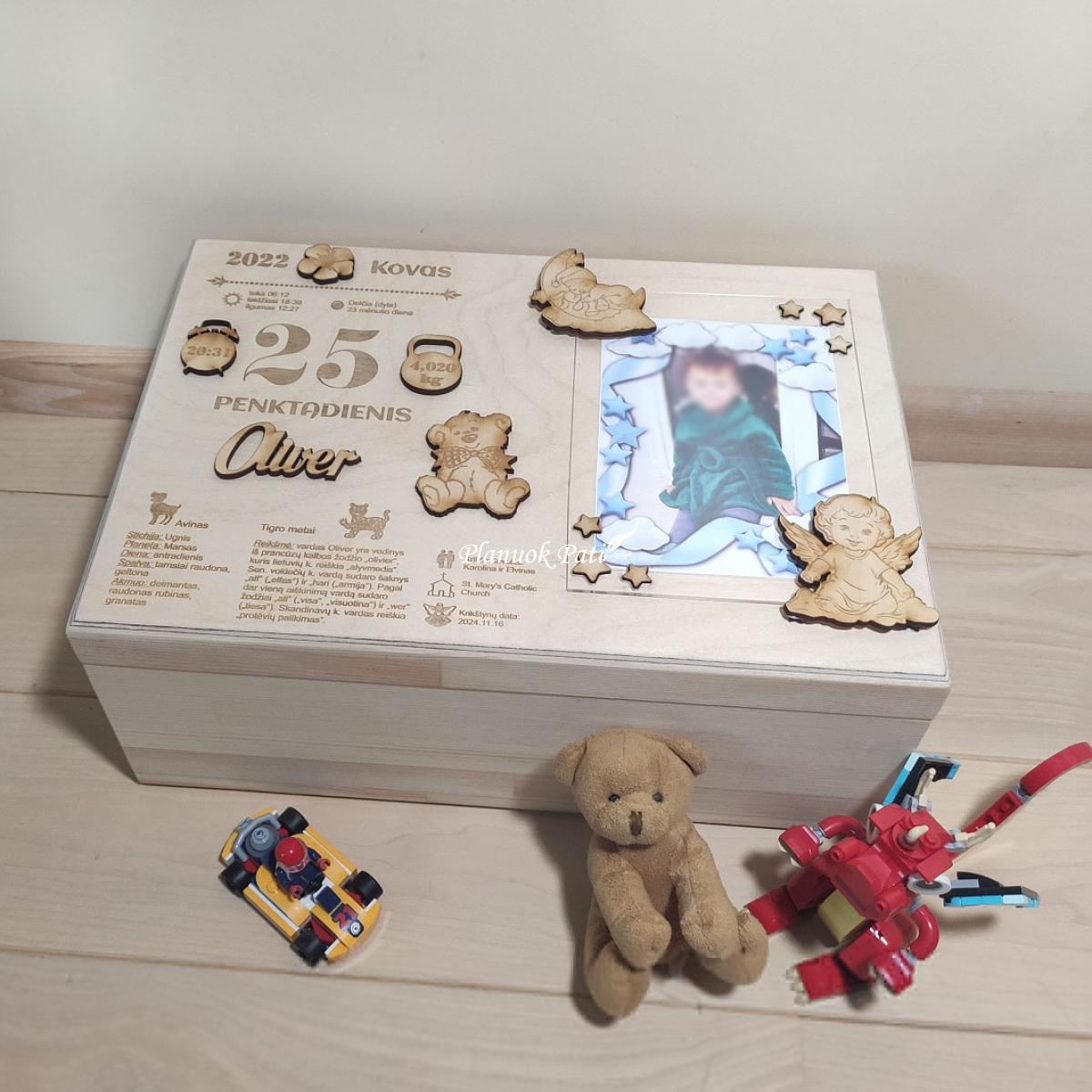 Krikštadėžė su metriku