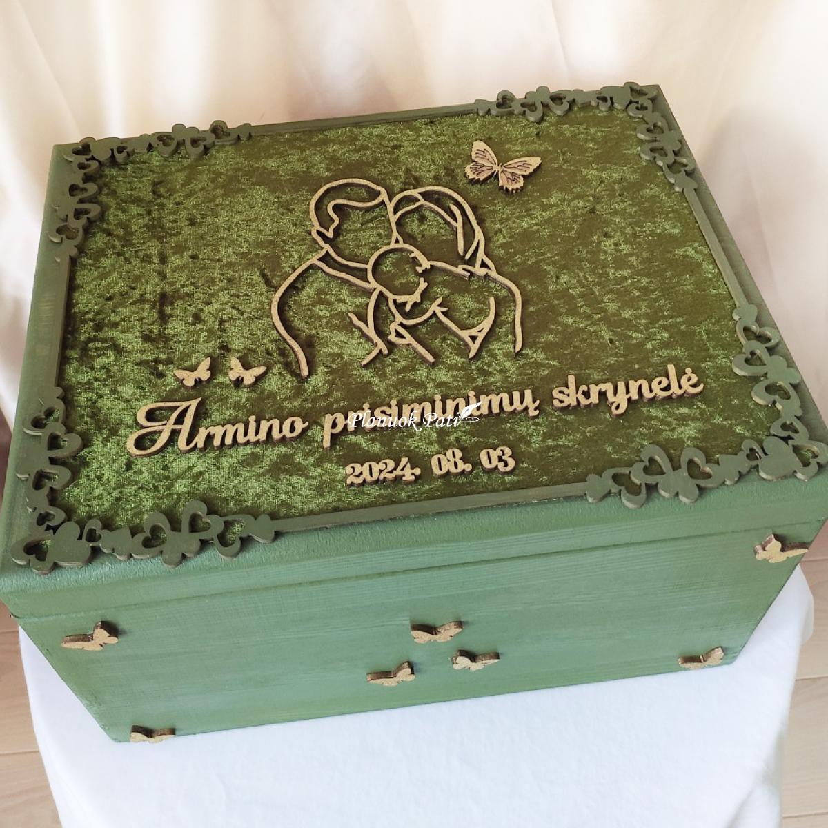 Krikštadėžė Šeima (įvairios spalvos)