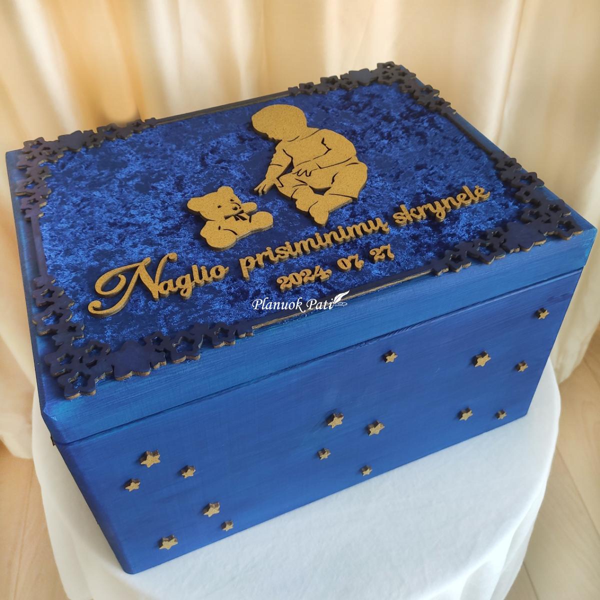 Krikštadėžė ir albumas berniukui Žaidžiam