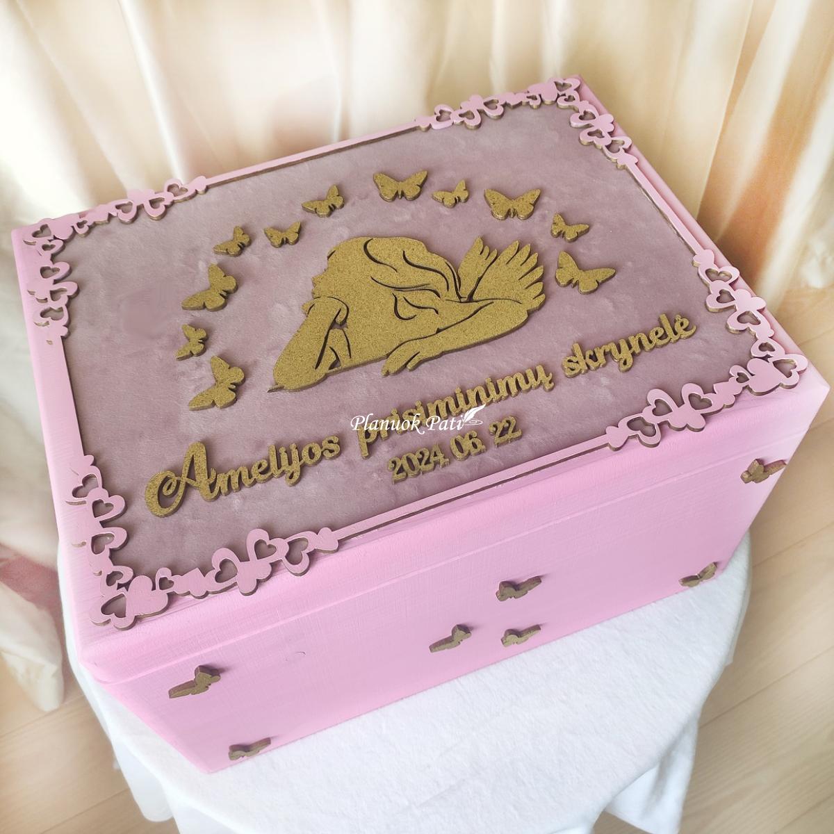 Krikštadėžė Tarp drugelių (įvairios spalvos)