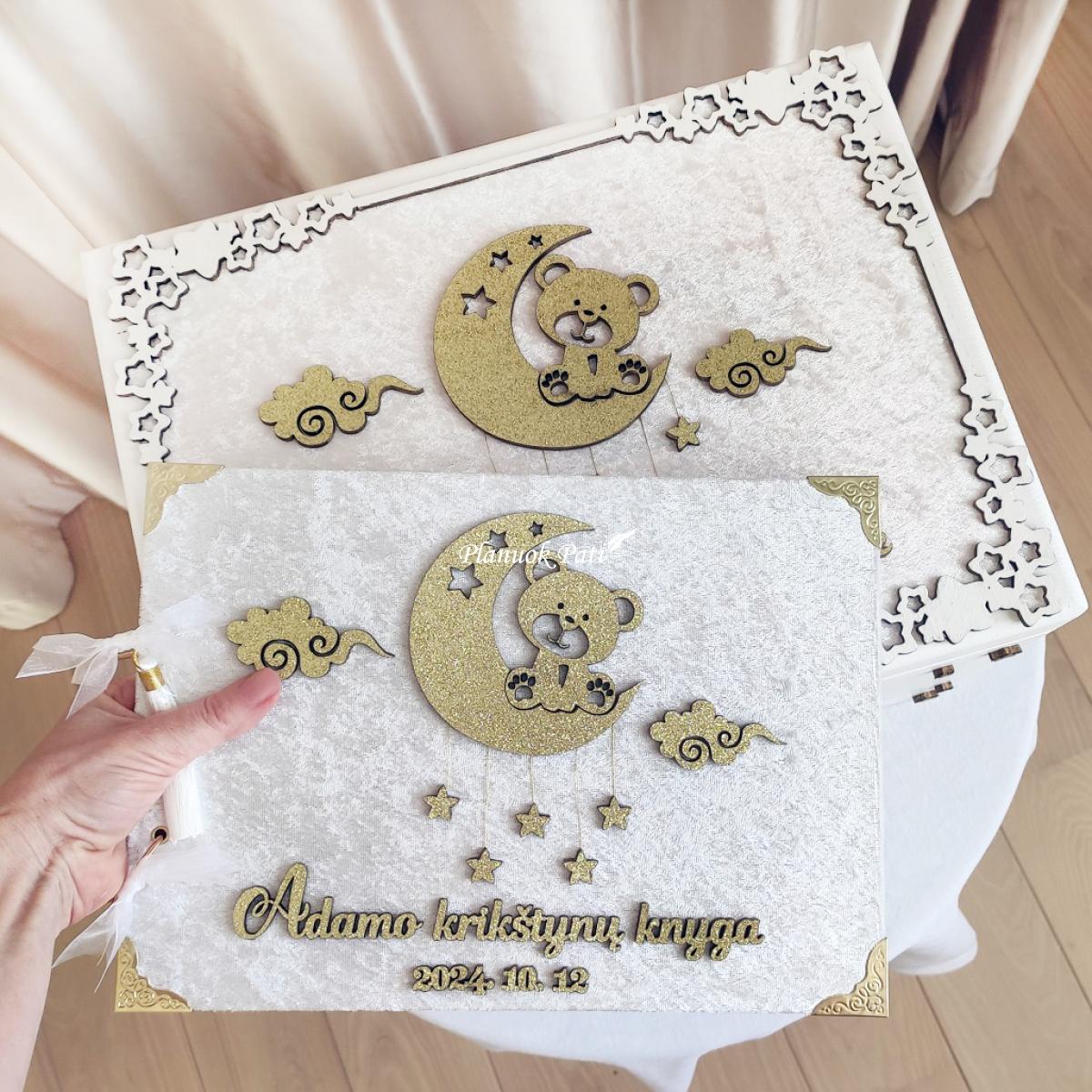 Krikštadėžė ir krikštynų knyga Ant mėnulio krašto