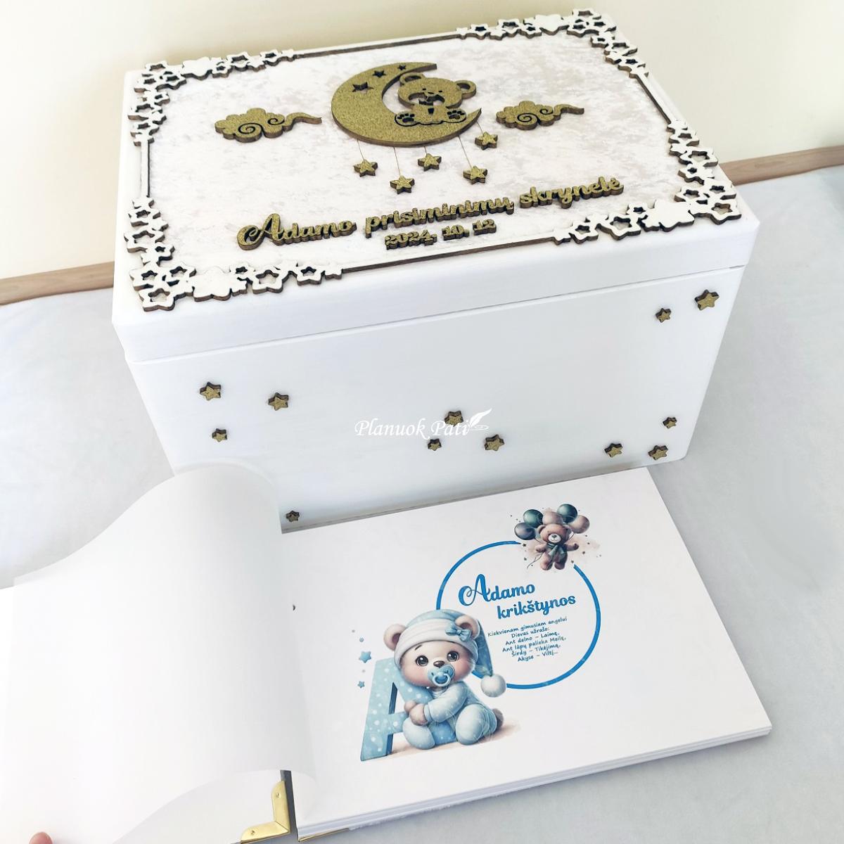 Krikštadėžė ir krikštynų knyga Ant mėnulio krašto