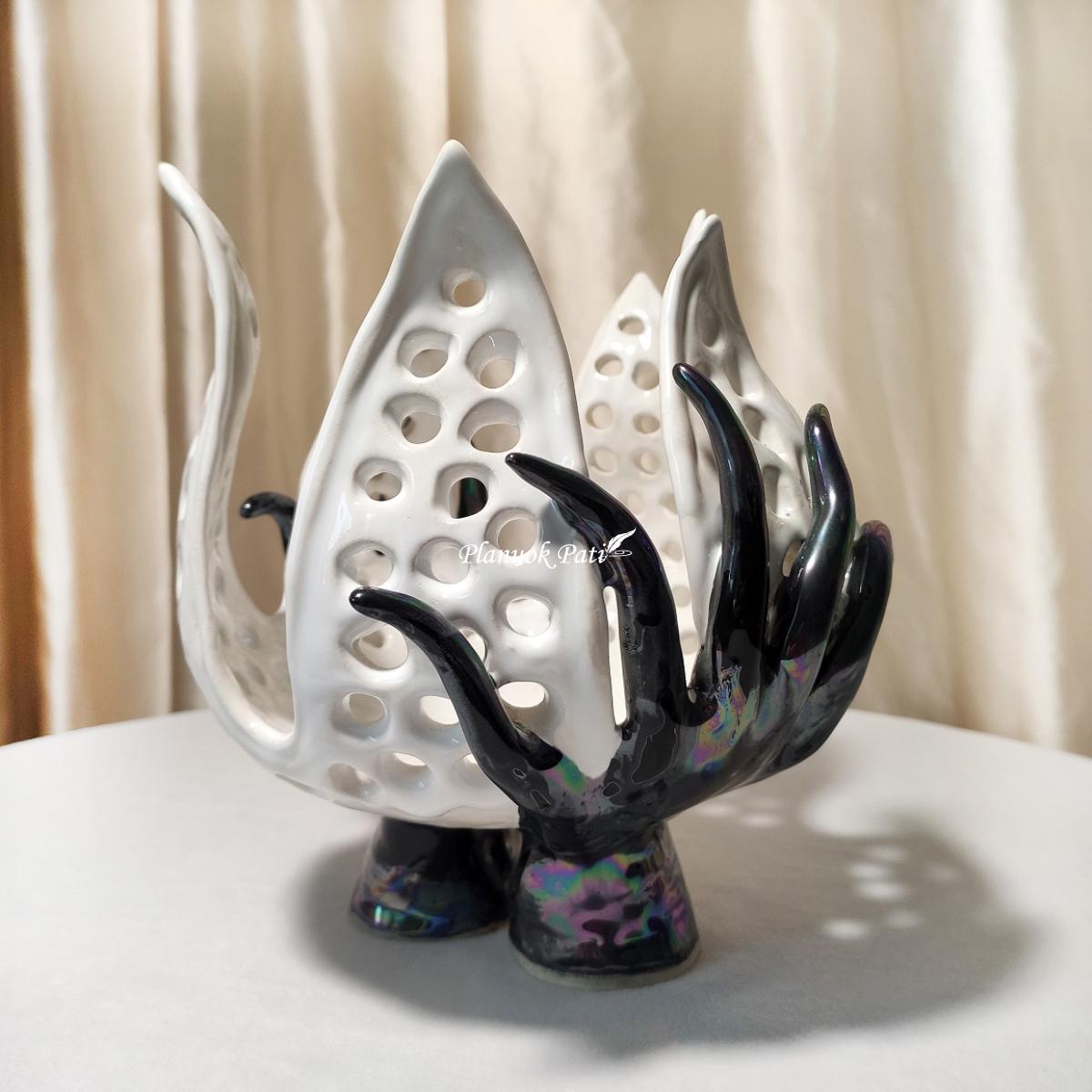 Šeimos židinys - Žiedas delnuose