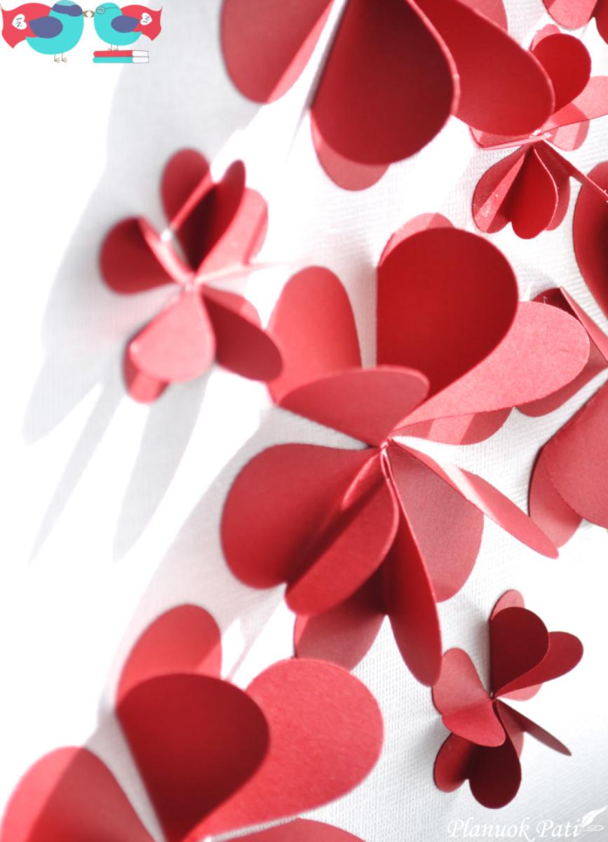 Vietoj svečių knygos - palinkėjimų paveikslas iš širdelių