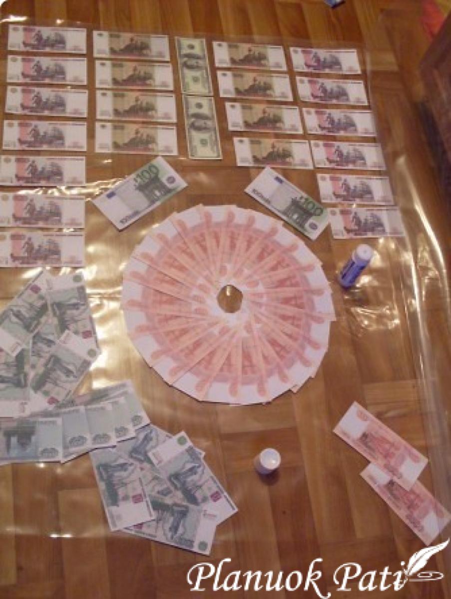 Pinigų antklodė - išlydint jaunuosius miegoti