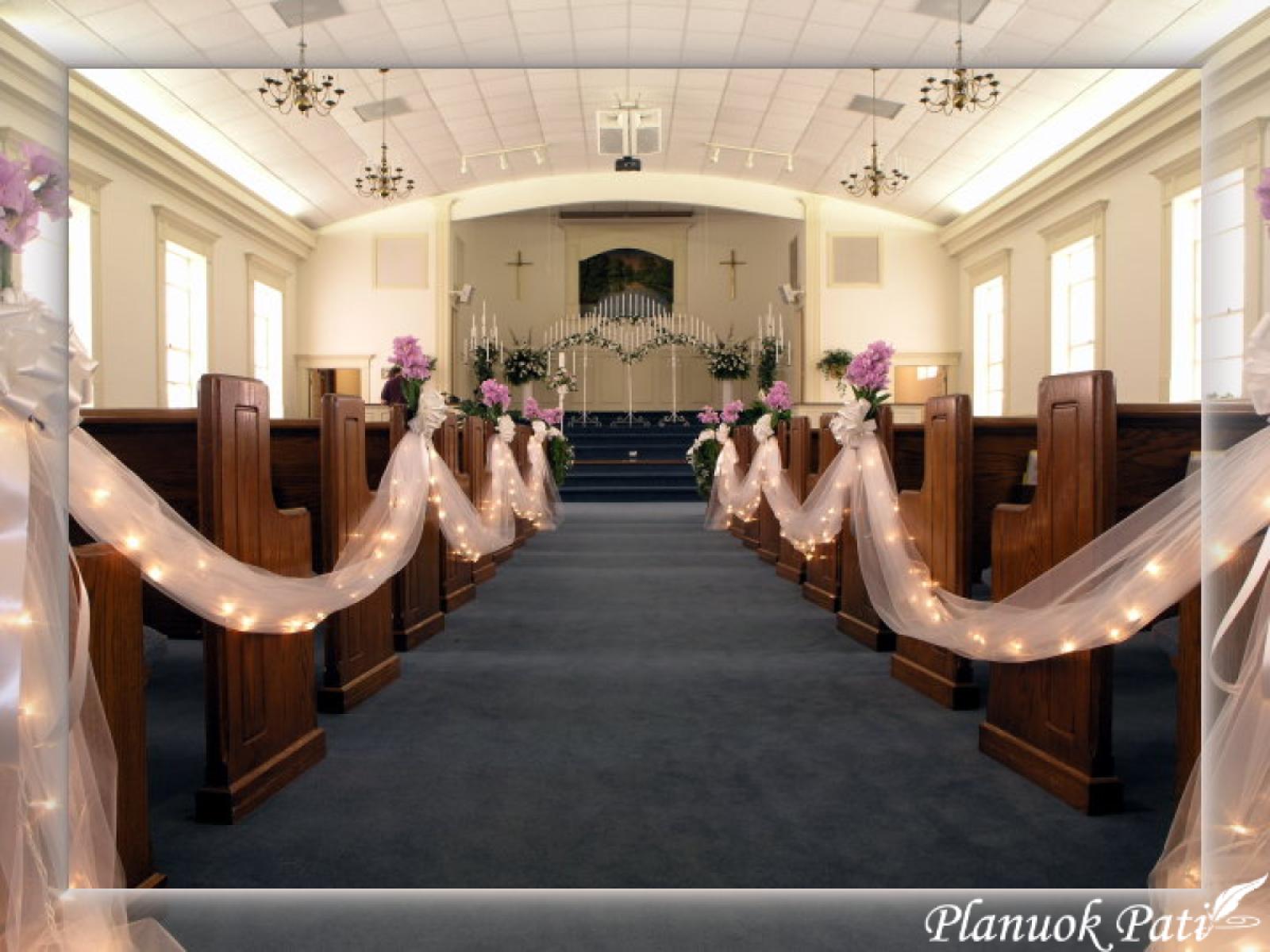 Bažnyčios dekoras - kaip papuošti santuokos ceremonijai