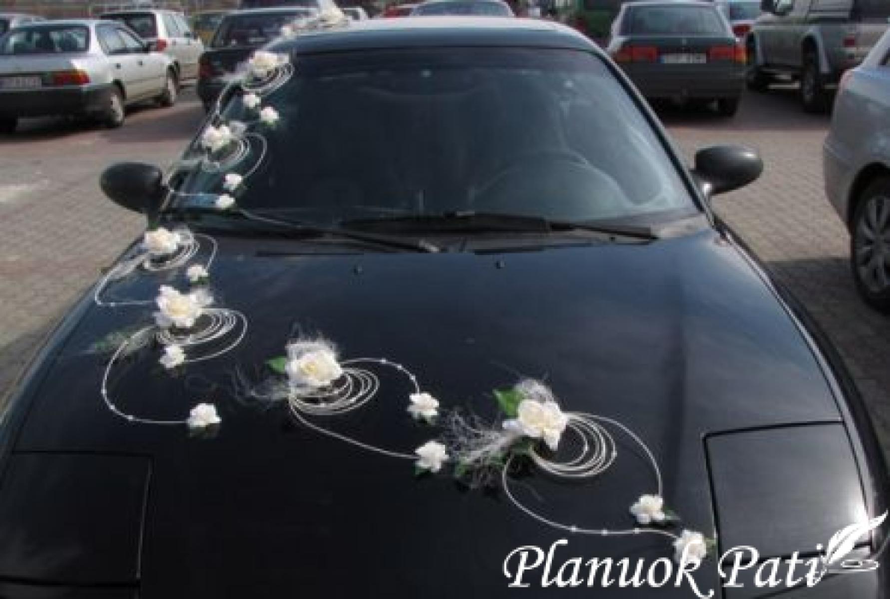 Idėjos kaip papuošti automobilius vestuvėms