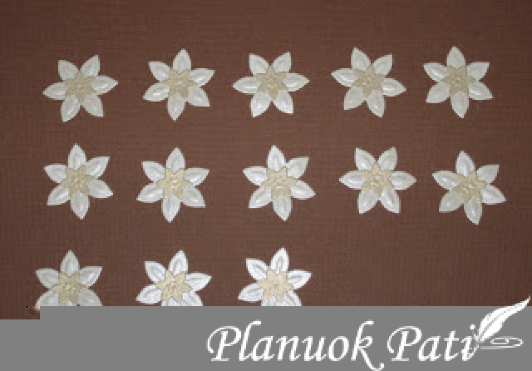 Krepšelis - saldainiams, žiedlapiams ar dovanėlei