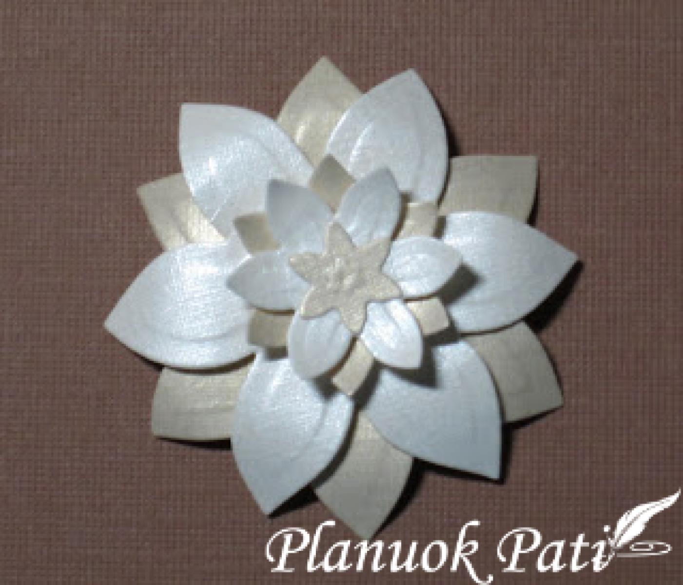 Krepšelis - saldainiams, žiedlapiams ar dovanėlei