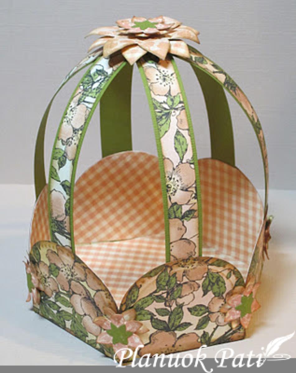 Krepšelis - saldainiams, žiedlapiams ar dovanėlei
