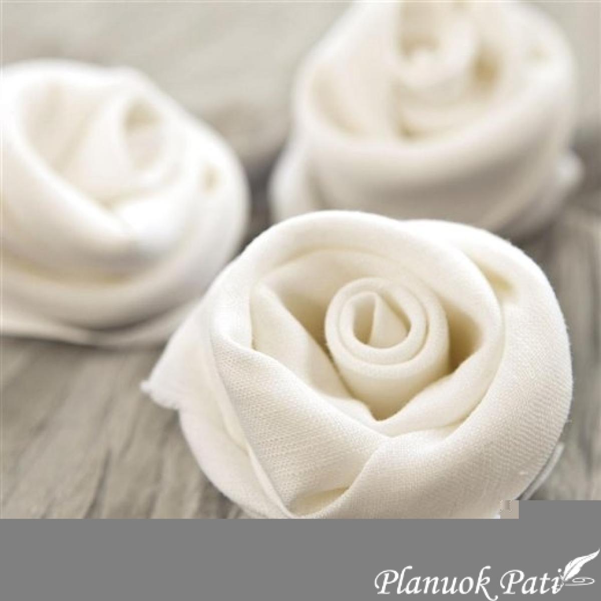 Servetėlės - stalo dekoro elementas