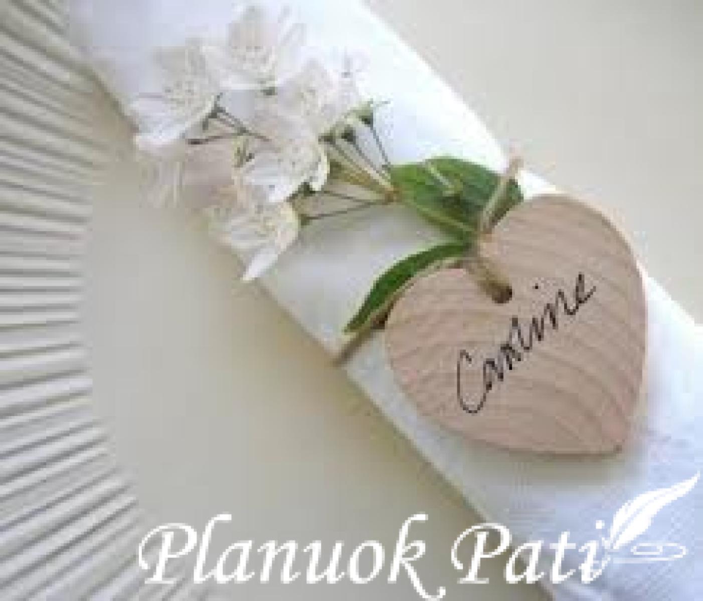 Servetėlės - stalo dekoro elementas