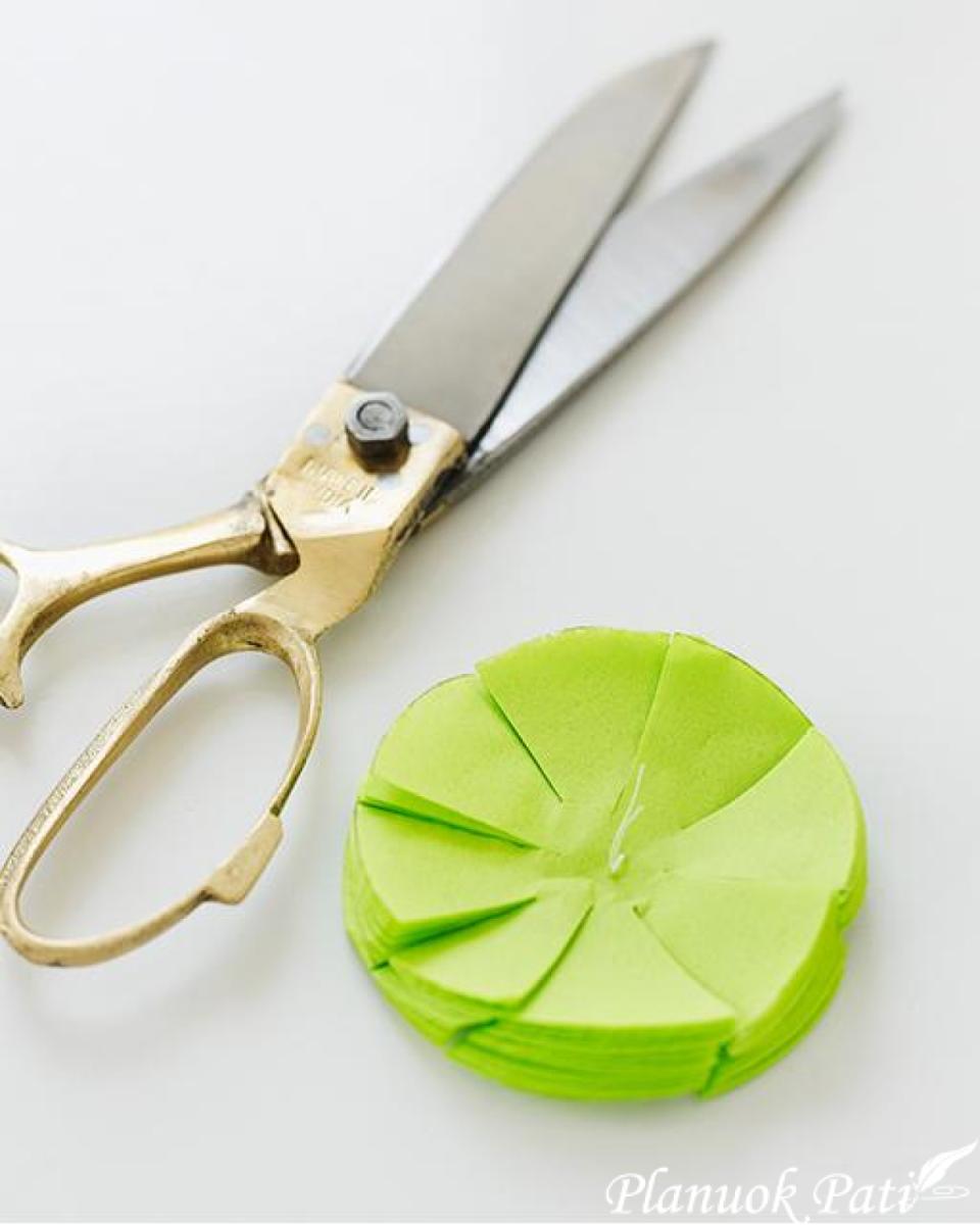 Smeigtukai - bumbuliukai iš popierinių servetėlių