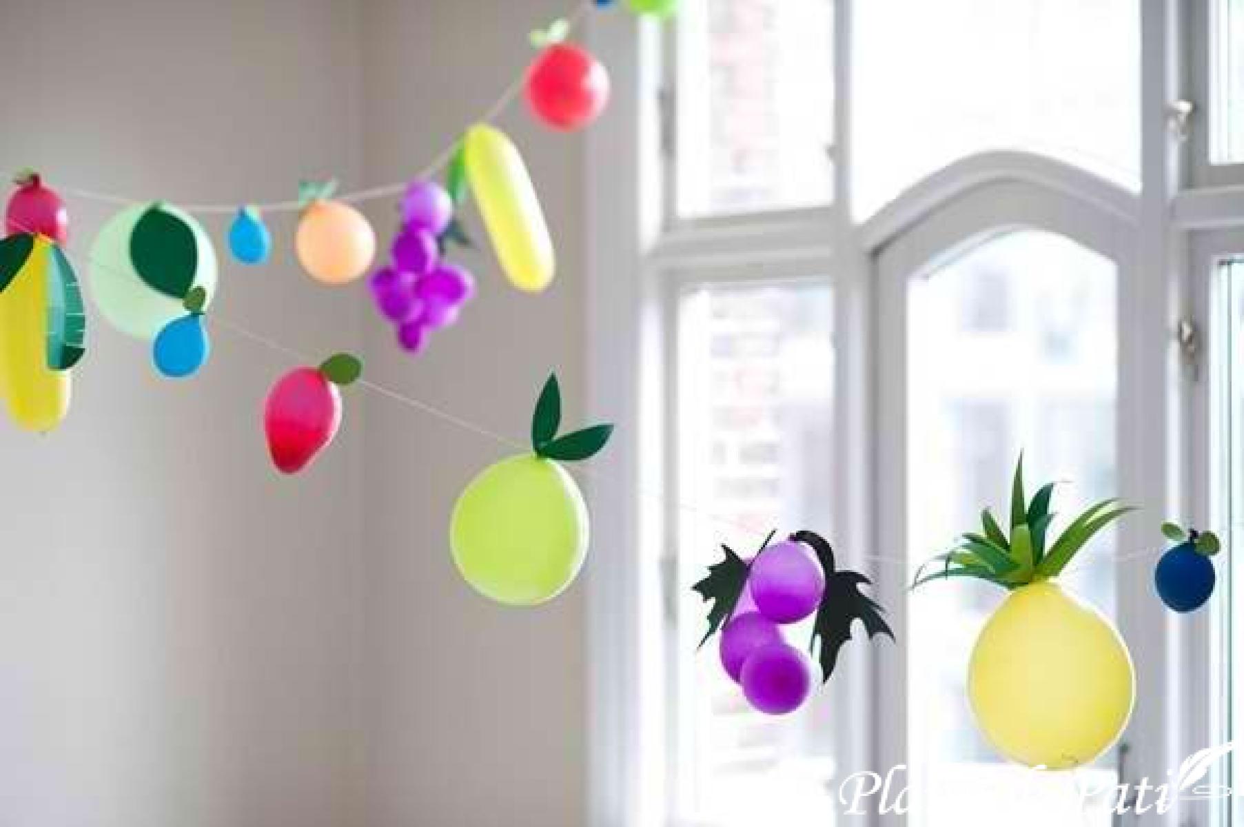 Vaisiai iš balionų