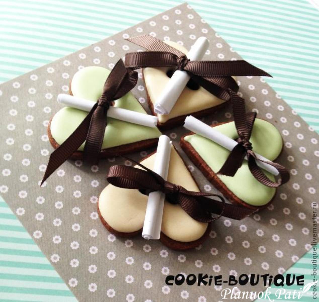 Sausainukai su palinkėjimais