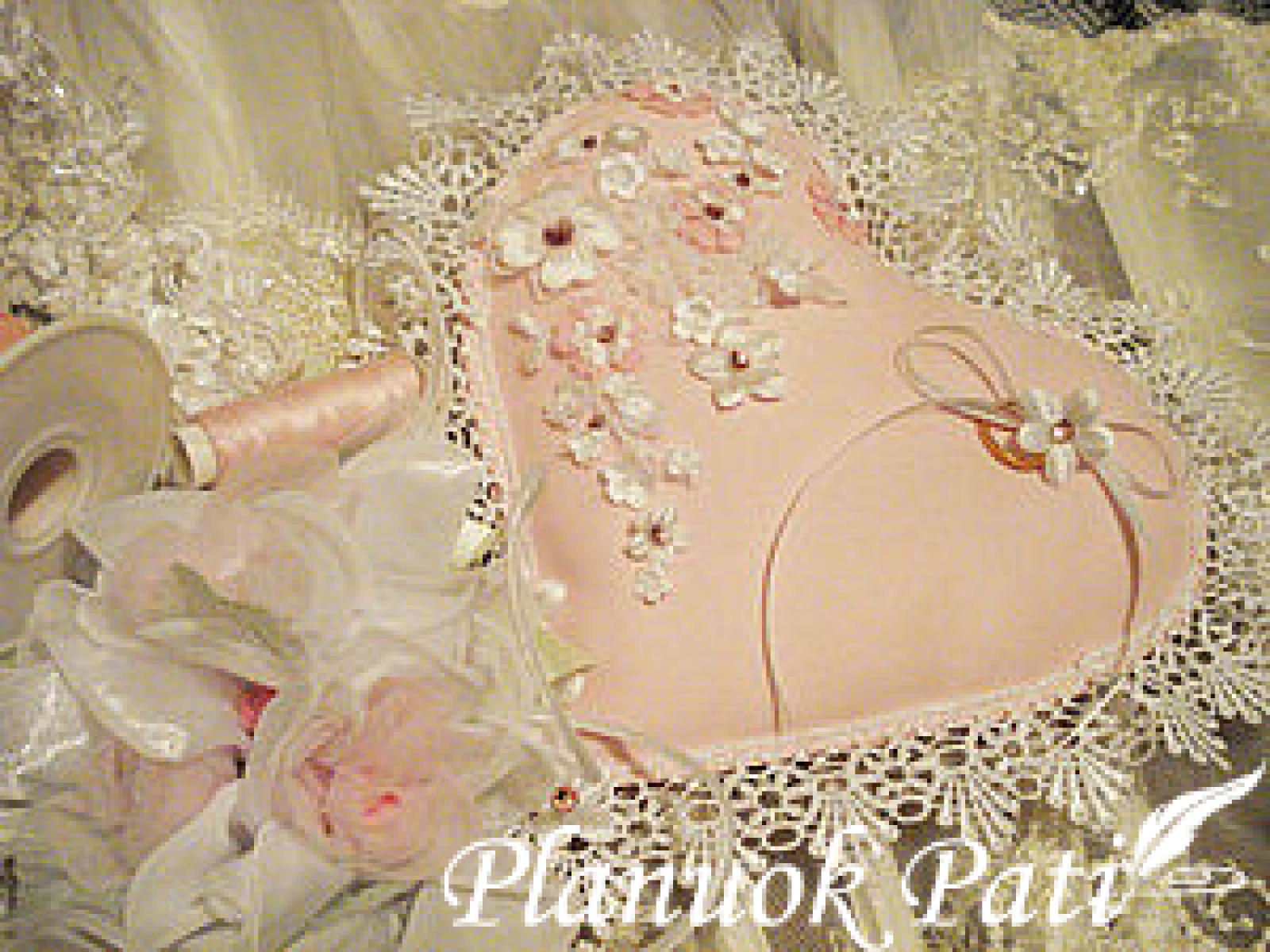 Vestuvinių žiedų pagalvėlė