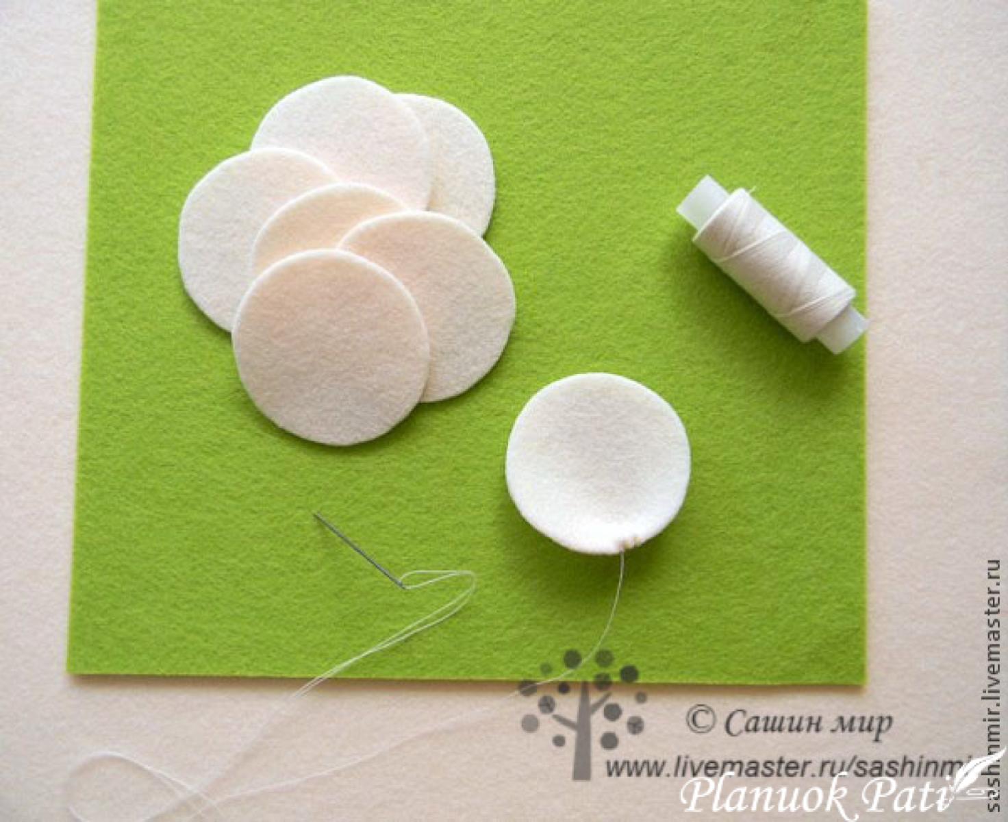 Gėlytė iš veltinio