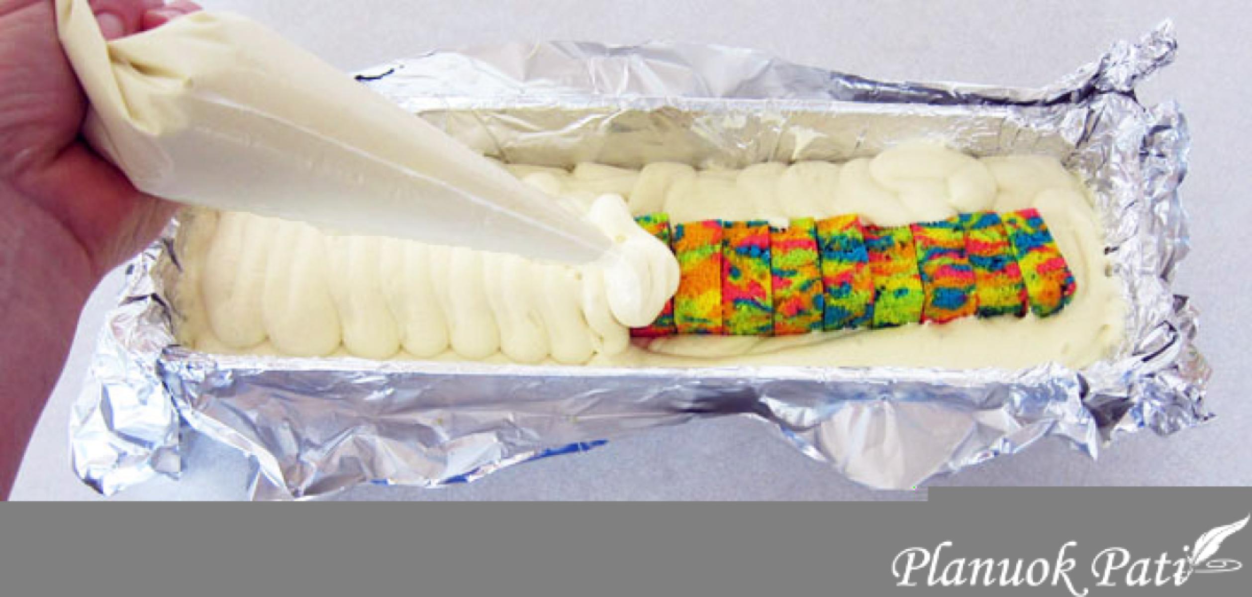 Vaivorykštinis pyragas