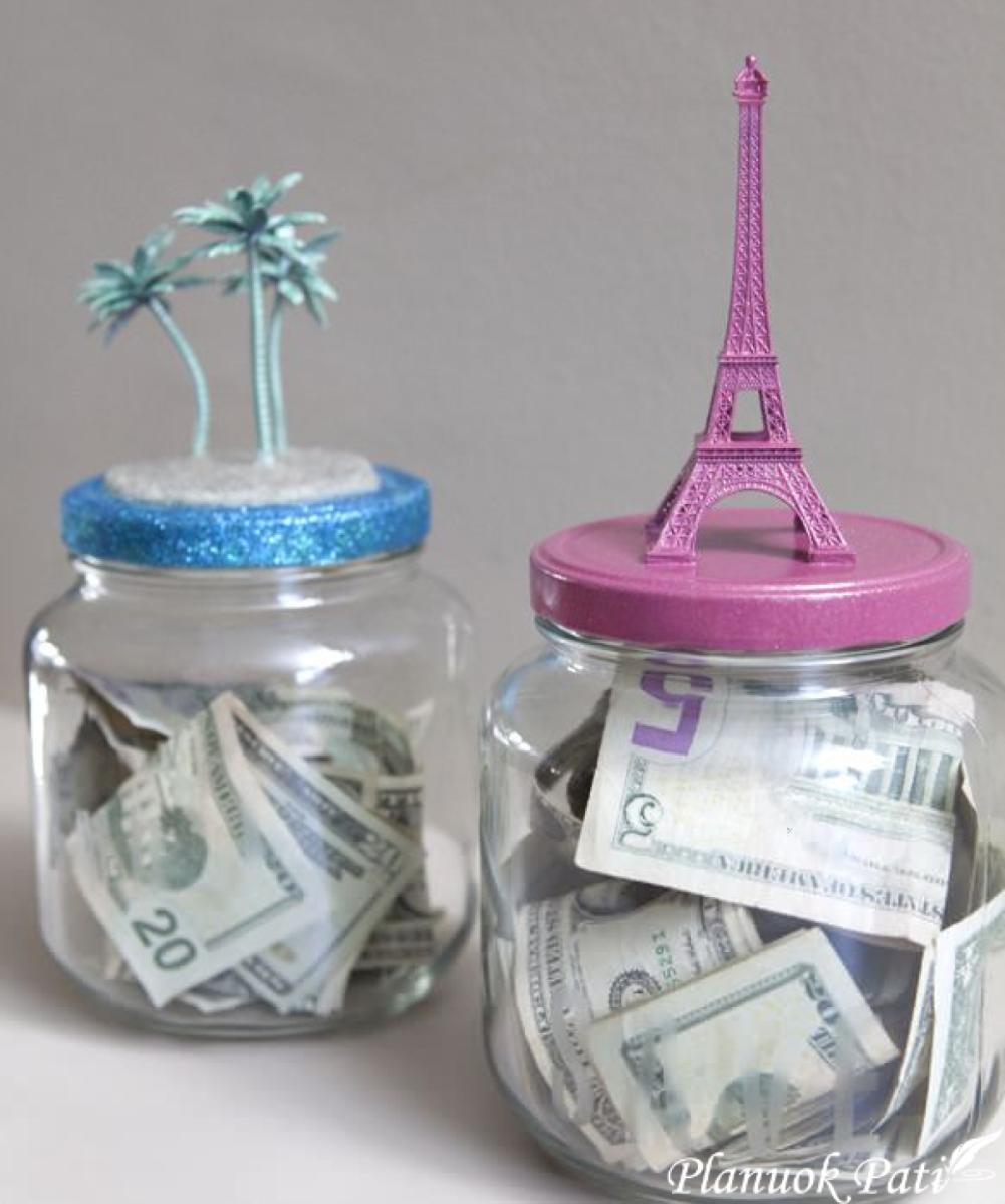 Stiklainiukas medaus mėnesio fondui