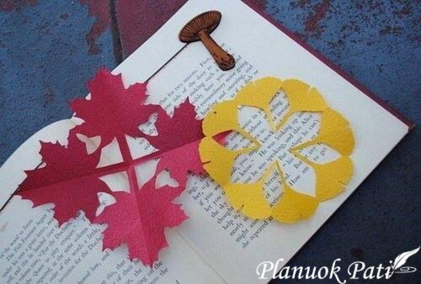 Rudeniškas skirtukas knygai