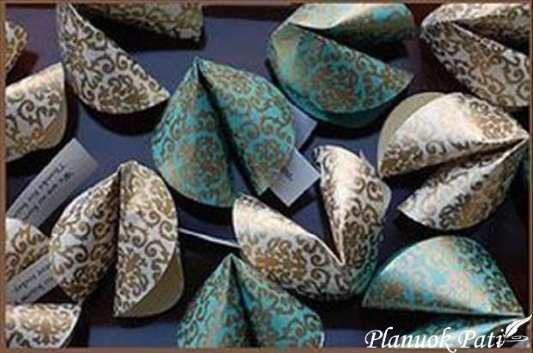 Laimės sausainukai iš popieriaus