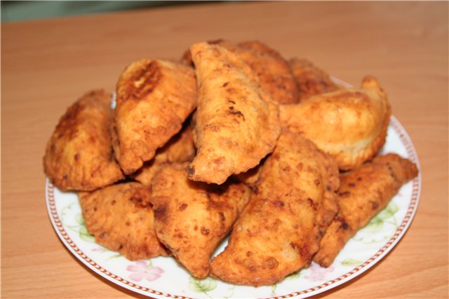 Čeburekai - puikus valgis išalkusiems svečiams