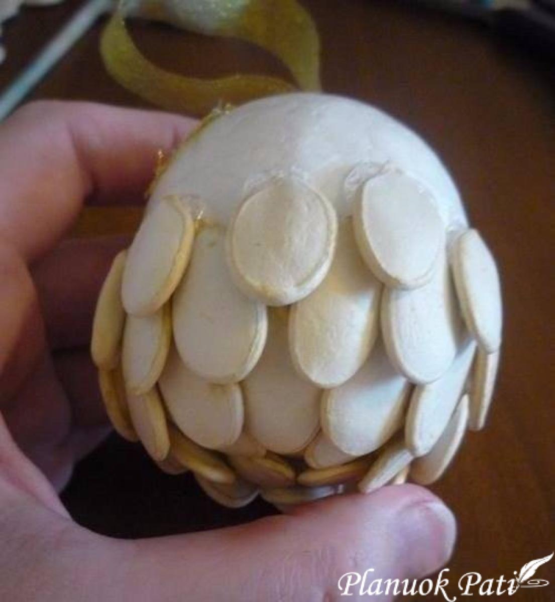 Bumbulas iš moliūgo sėklų