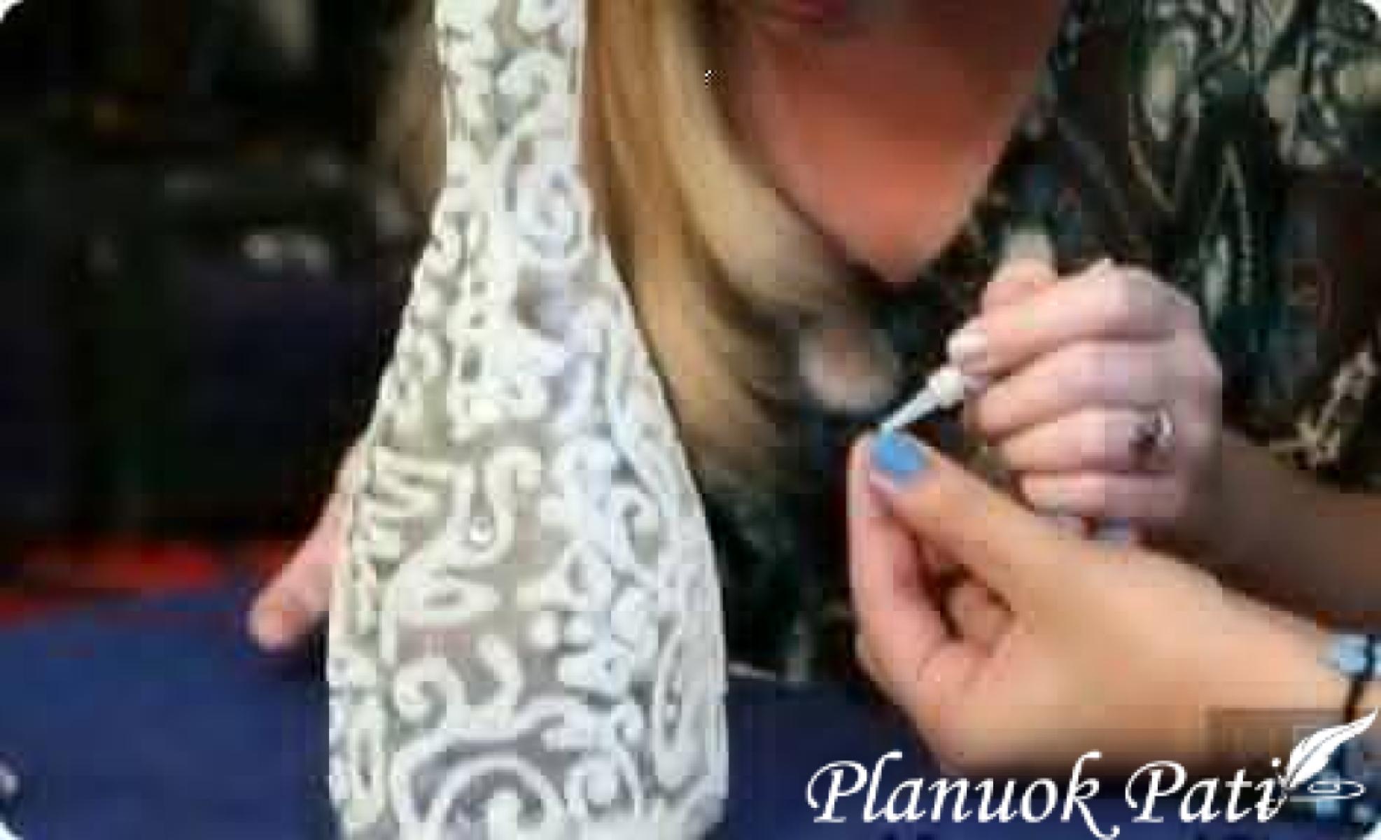 Buteliai, dekoruoti manų kruopomis