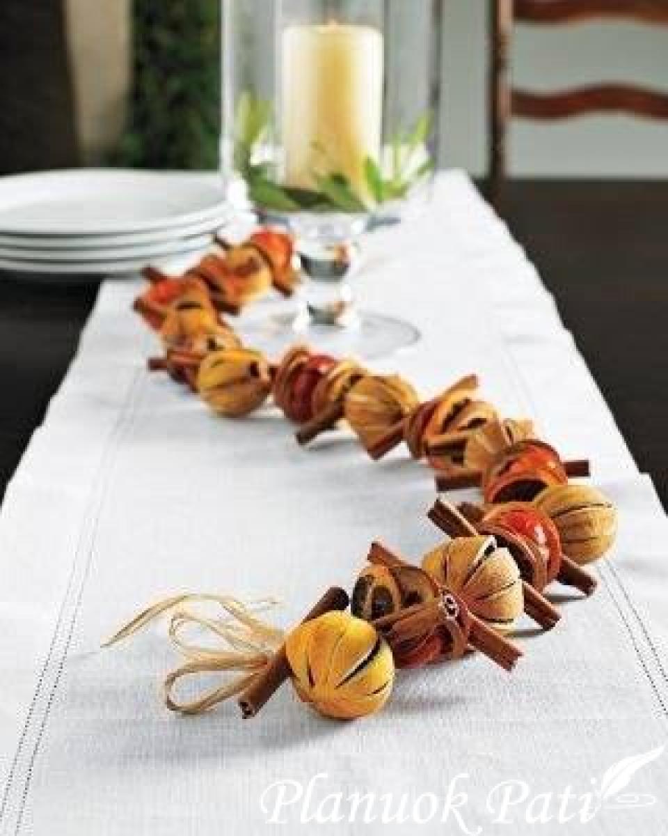 Apelsinais kvepianti dekoracija