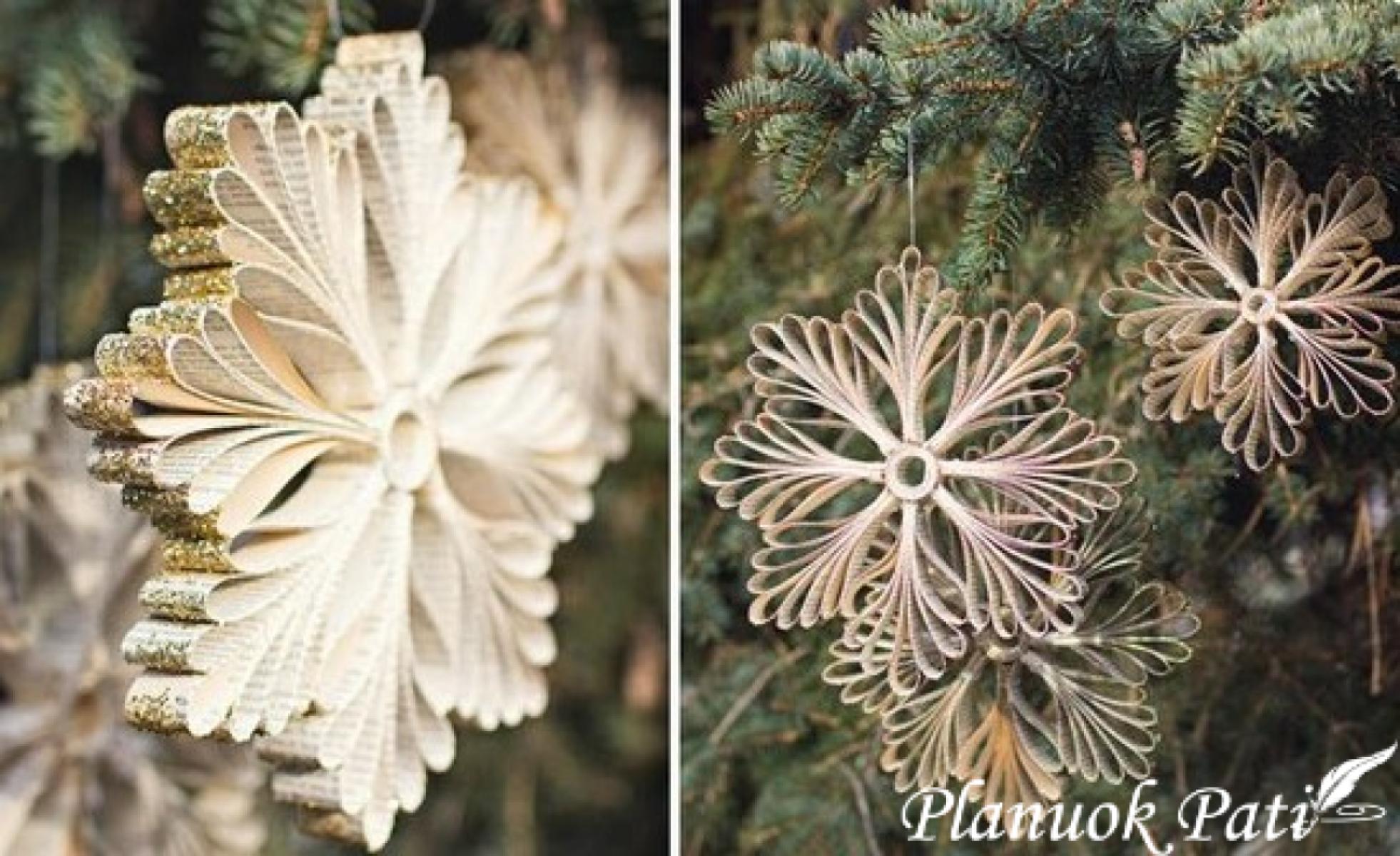 Snaigės iš knygos lapų