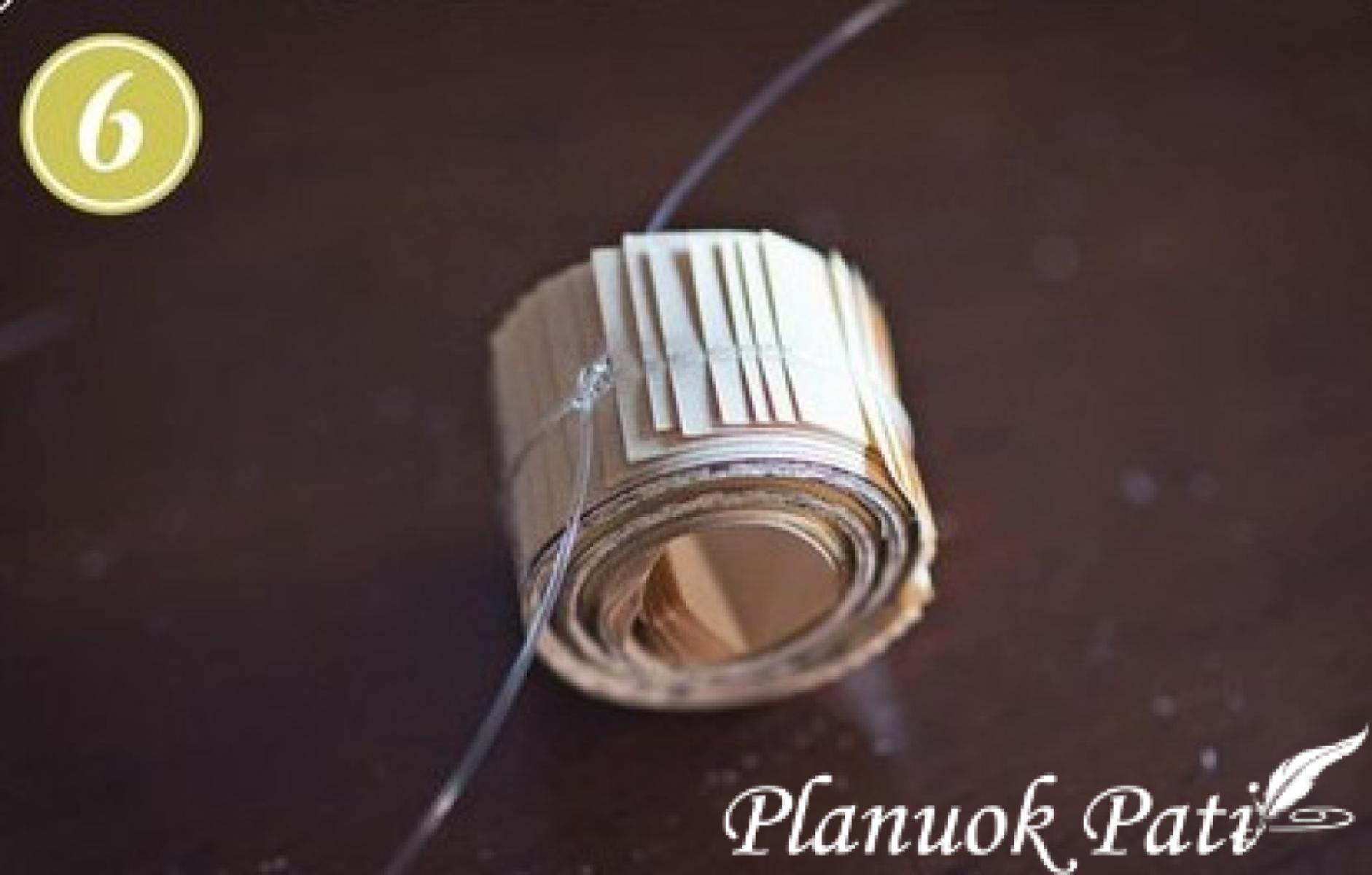 Snaigės iš knygos lapų