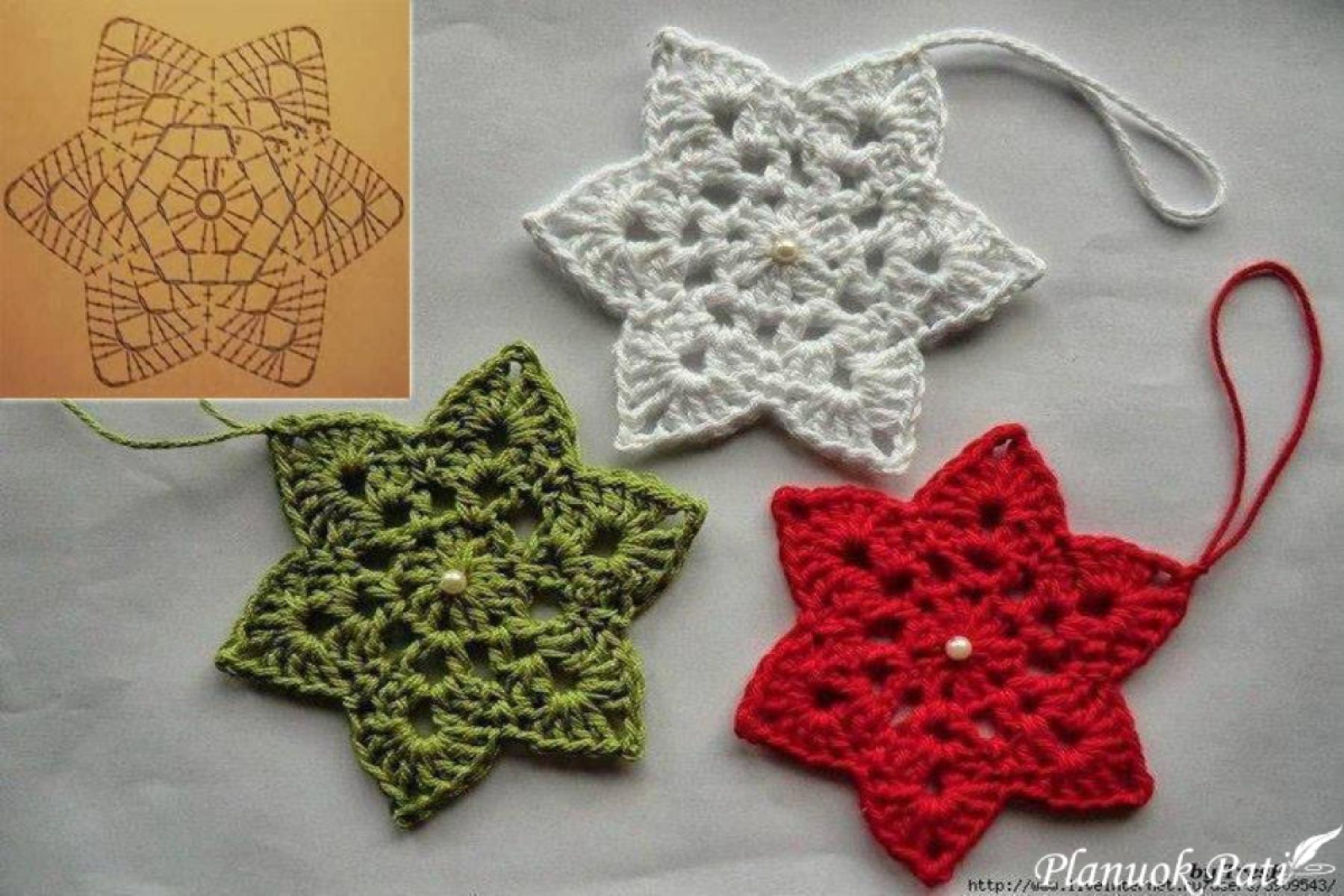 Kalėdiniai nerti žaisliukai