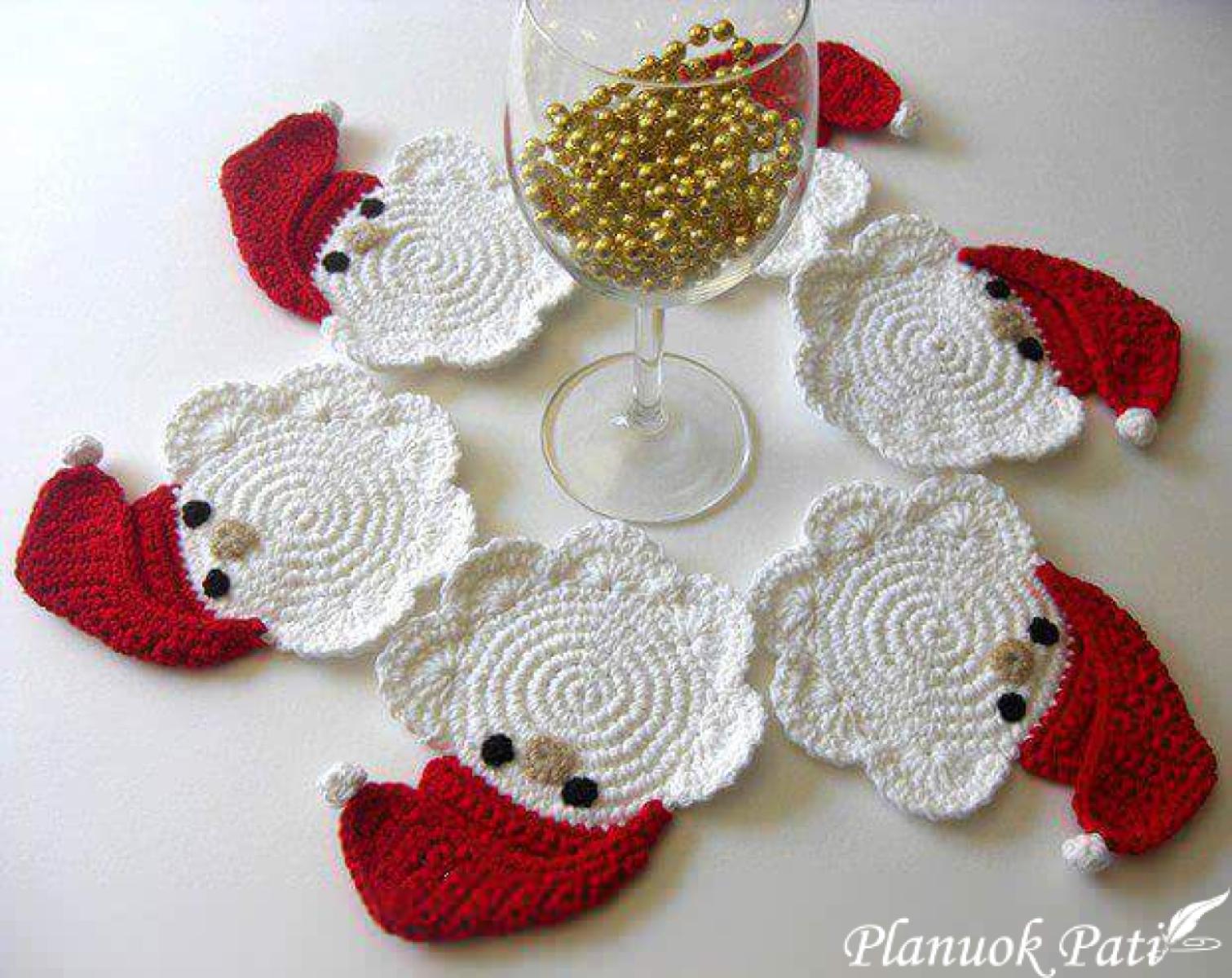 Kalėdiniai nerti žaisliukai