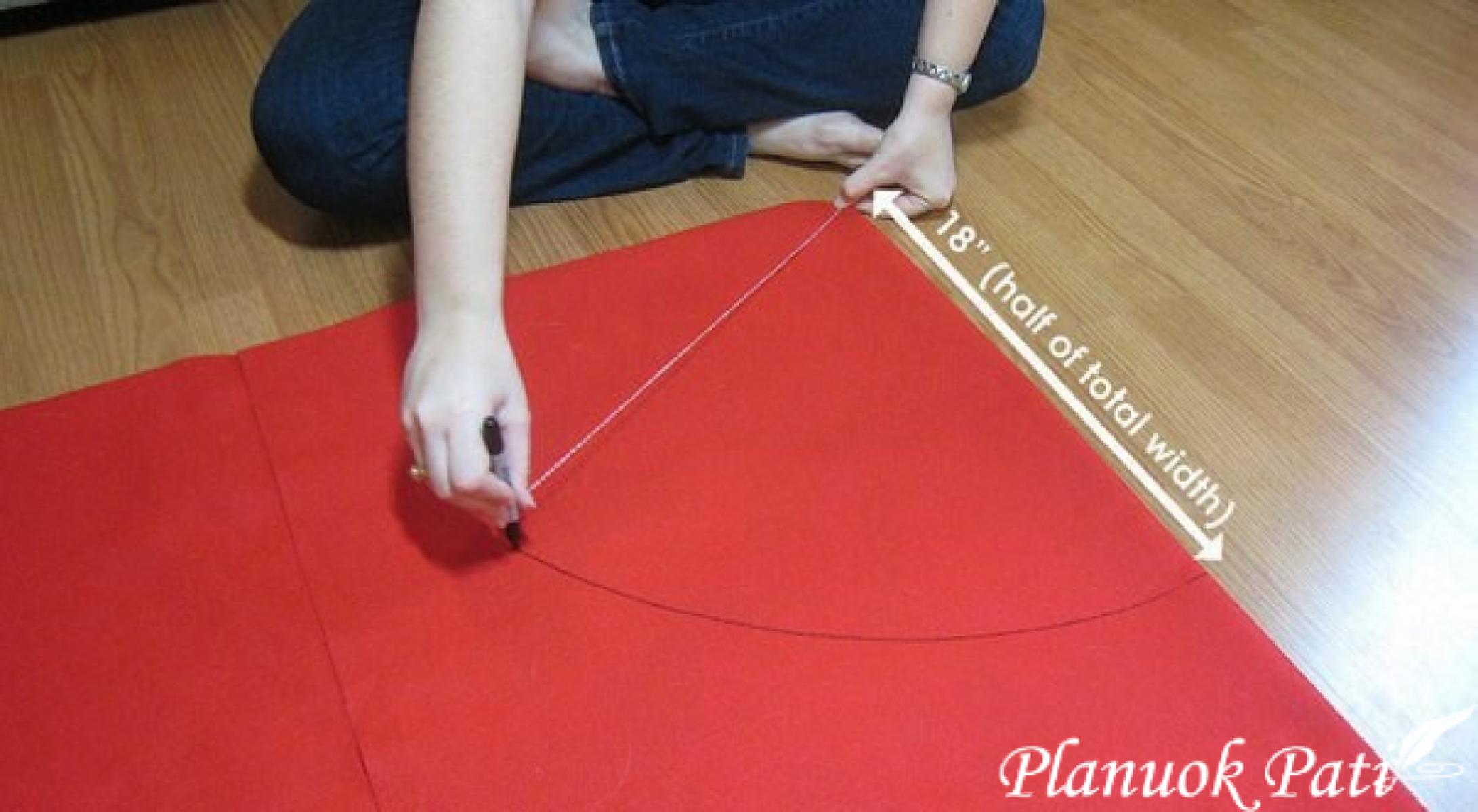 Kalėdinis sijonas eglutei