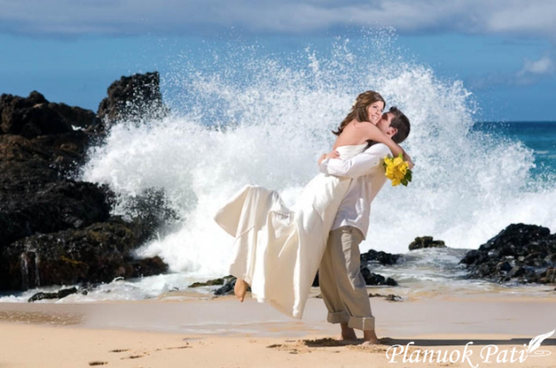 Vestuvės užsienyje - visai reali svajonė