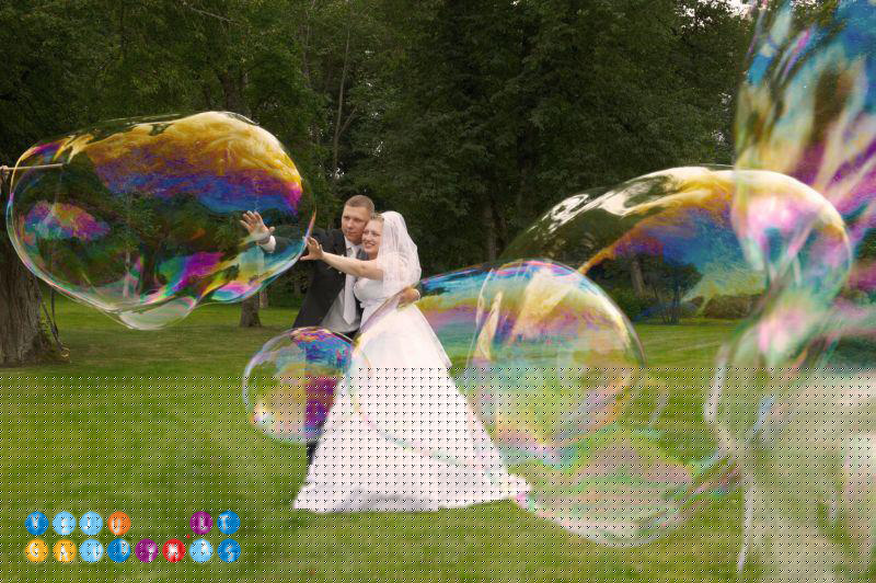 Vėjų Gaudymas - dideli muilo burbulai