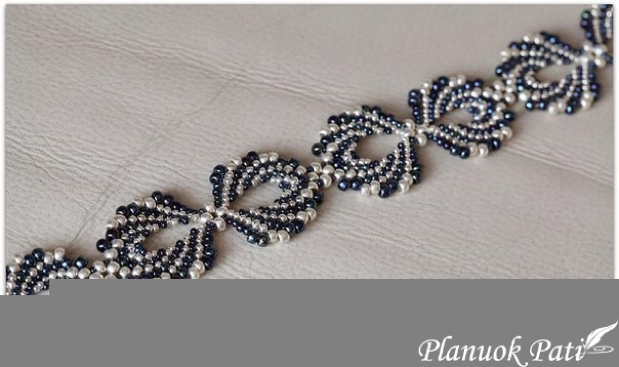 Auskariukai iš karoliukų