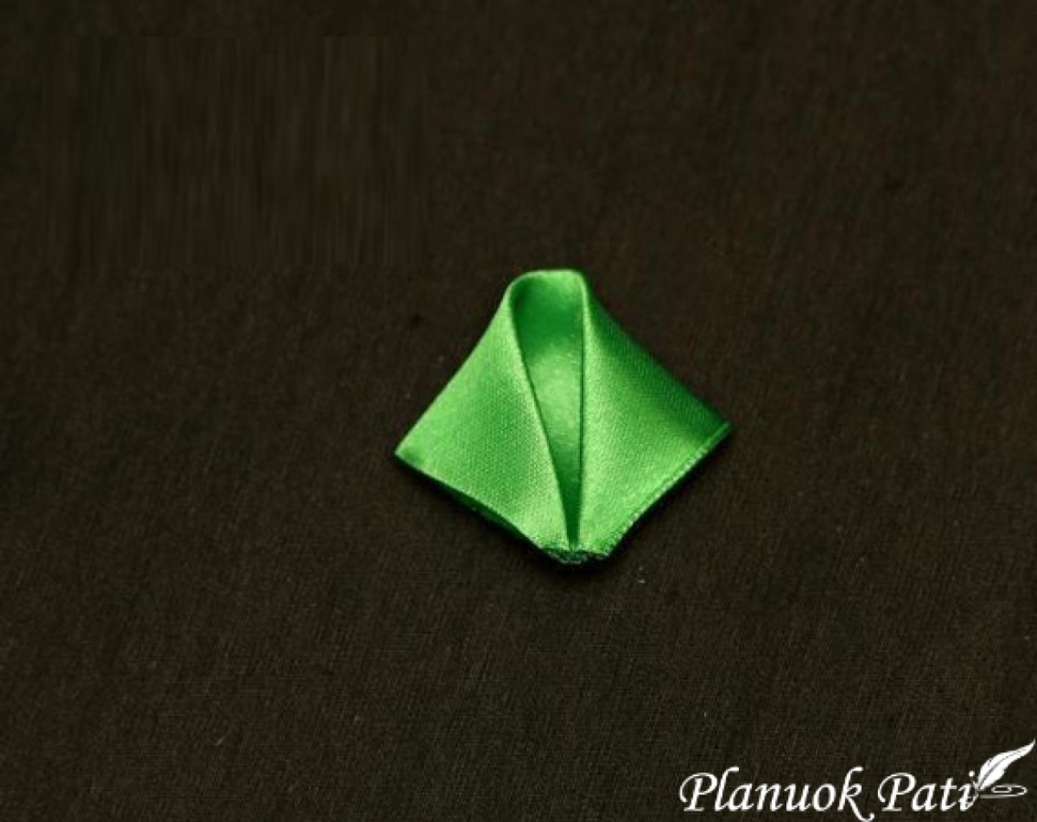 Rožytė iš kaspino