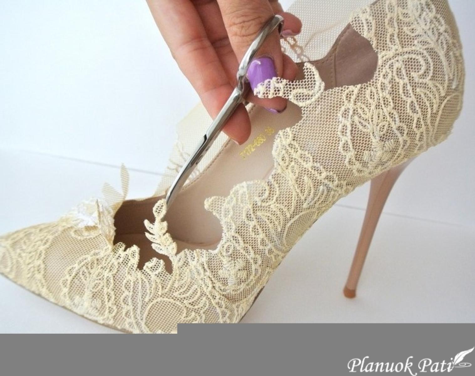 Vestuvinių batelių dekoras