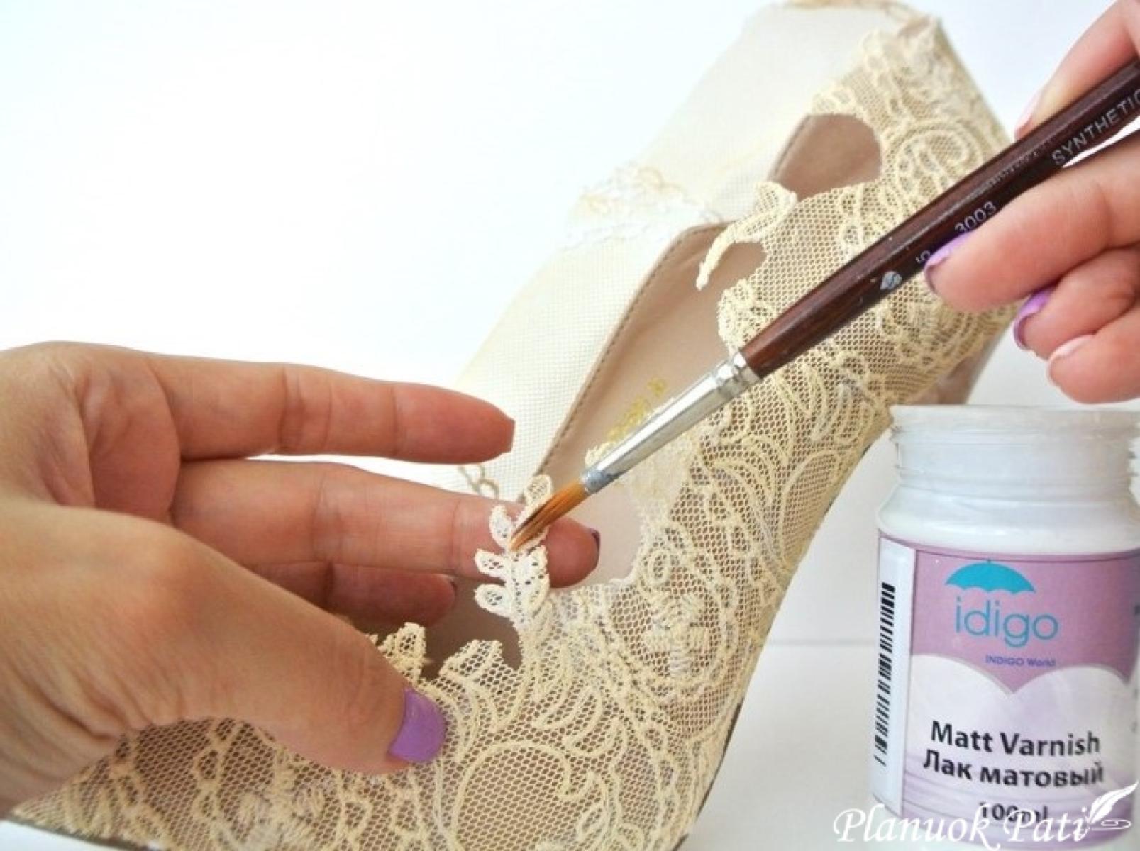 Vestuvinių batelių dekoras